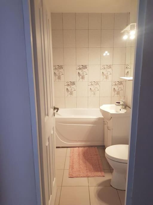 Apartamento Garsoniera Emilia Câmpulung Moldovenesc Exterior foto