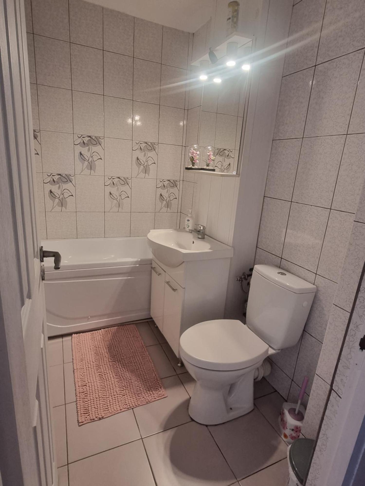 Apartamento Garsoniera Emilia Câmpulung Moldovenesc Exterior foto